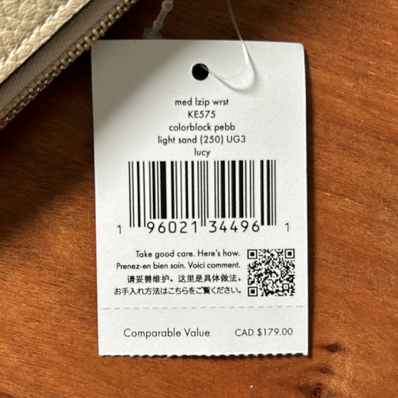 BNWT Kate Spade Color block wristlet - Picture 3 of 8